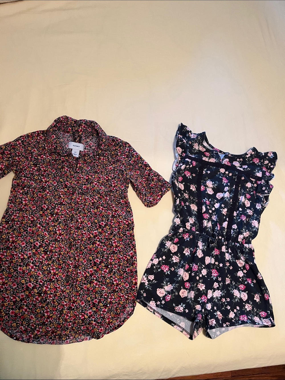 Bundle Old Navy Shirtdress & Children’s Place Romper 4T
